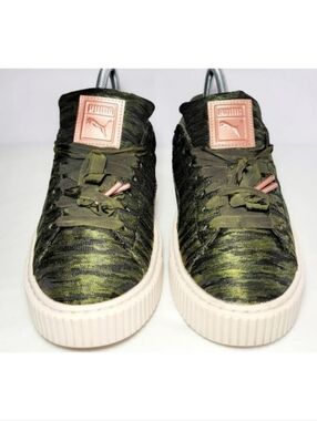Puma Women size 8 Basket Platform Sneakers.